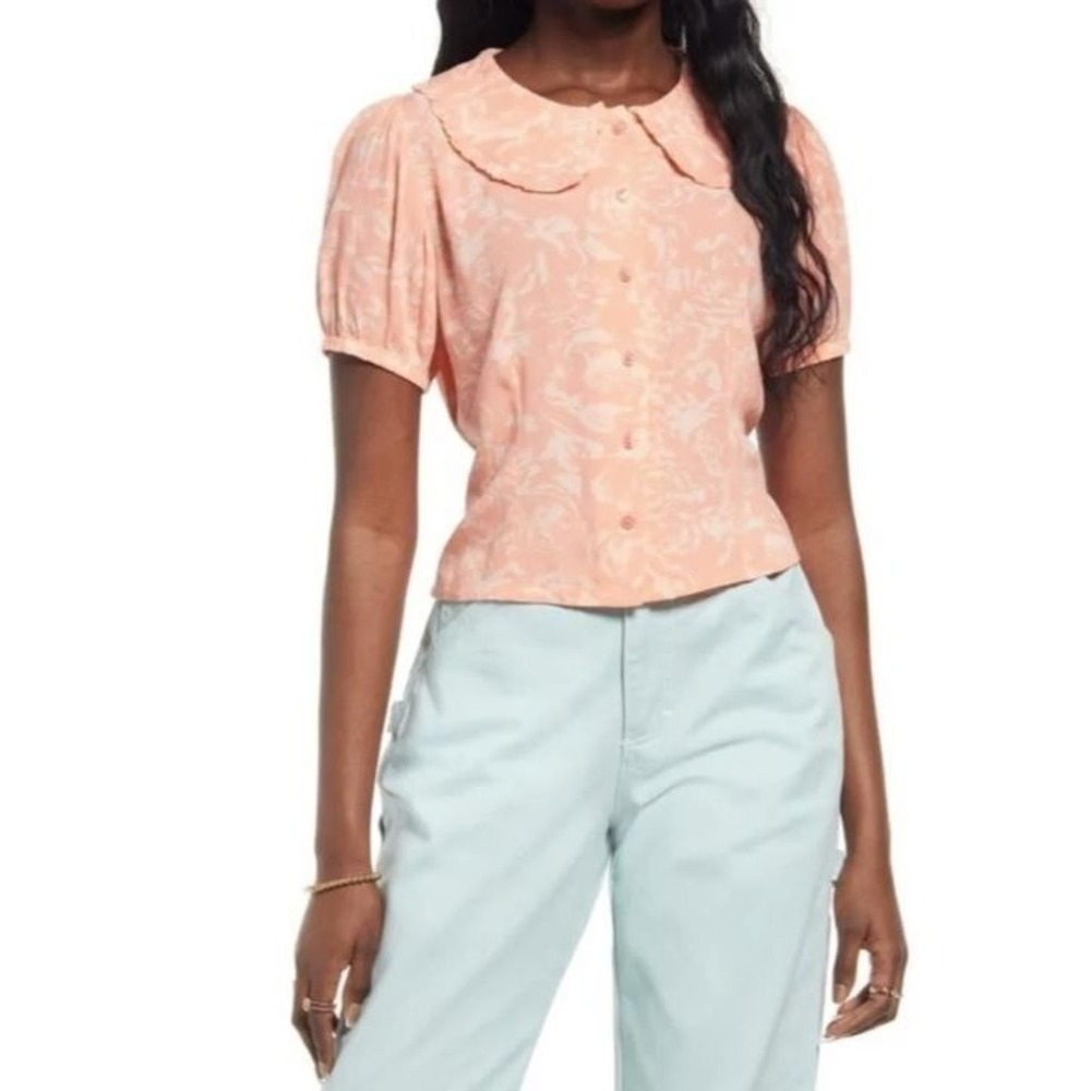 BP. Women's Short Puff Sleeve Ruffle Collar Button Front Tie Back Top Peach XS